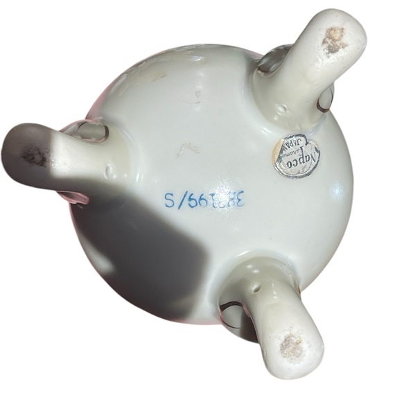 Vintage Napco Hand-Painted Floral Cracked Egg Ceramic Three-Footed Vase - Picture 5 of 7